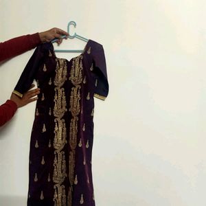 Women's Embroidery Kurta