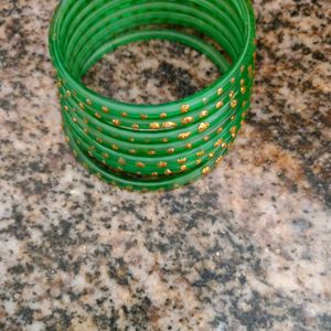 Earrings And Hair Clips An Bangle