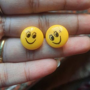 Smile 😃 Earrings Top