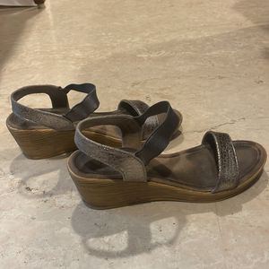 Ladies Wedges, Brand- Raw Hide, Size 38, Silver