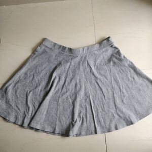 Forever 21 Grey Flared Skirt 🤍