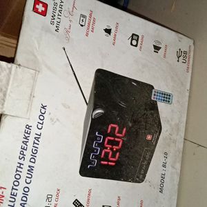 BLUETOOTH SPEAKER RADIO CUM DIGITAL CLOCK