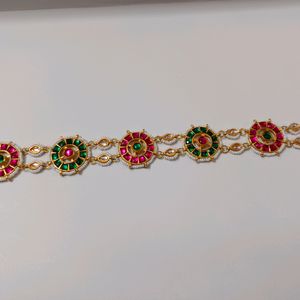 Pink And Green Colour Kundan Mathapatti