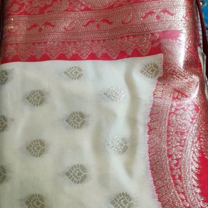 A Beautiful Weaving White Red Silk Saree