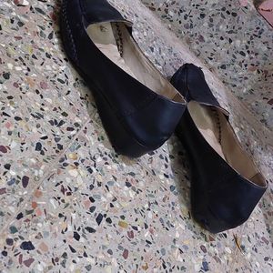 Used Bata Shoes