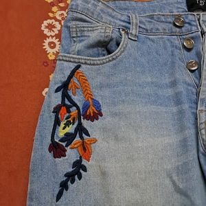 Quality EmbroIDED Jeans On Sale. GRAB IT In 399