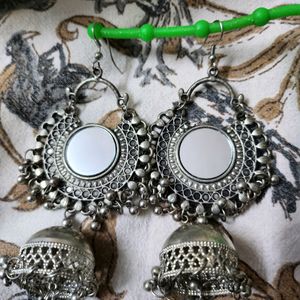 Jhumkas