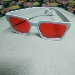 TRENDY white Frame Fiber GOGGLES, Tag IS Not There So LIKE NEW, otherwise Totally Unused