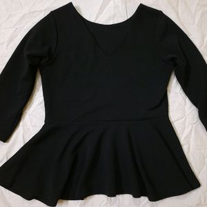 AND WOMEN BLACK PEPLUM TOP