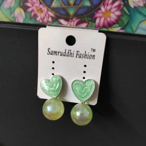 Valentine's Earrings - GREEN 💚