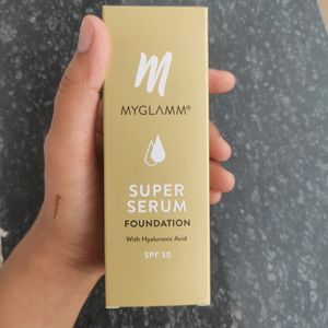 Myglamm Super  Foundation