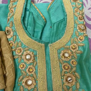 Beautiful Original Mirror Embroidered Kurti Set