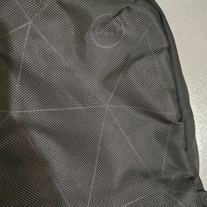 Dell Office Bag With Cushion In The Back