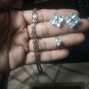 Chain Set With 3  Beautiful Earrings