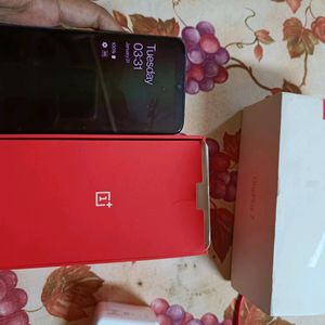 One Plus 7 Phone ( 128GB). Excellent Working Condi