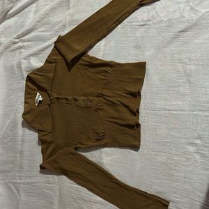 Baesic brown Polo Crop Top