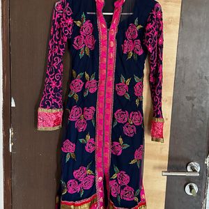 Fancy Kurta Set !