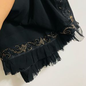 Women Black Saree With Frills And Blouse