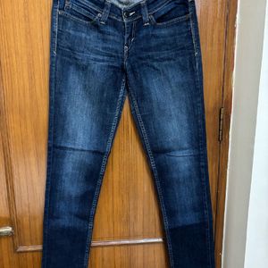 Levi’s Demi Curve Low Rise Skinny Jeans