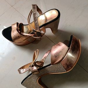 Women Footwear Wear