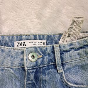 Zara Straight Fit Jeans