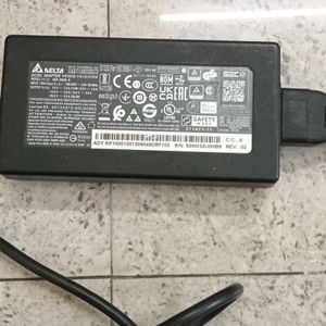 ALETA LAPTOP CHARGER NEW AND ORIGINAL