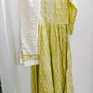 Kurta Pyjama Set