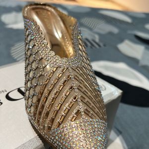 Designer Heels In Golden Colour