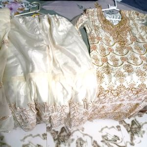 Pakistani Suit Set With Duppata