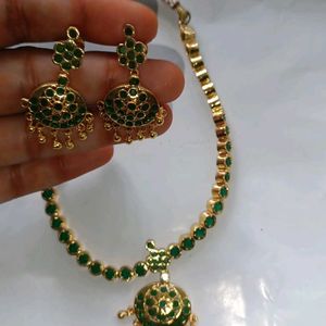 Green Traditional Model Gold Jewellery