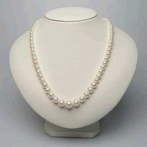 White Pearls Necklace