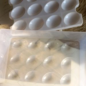 Egg Box