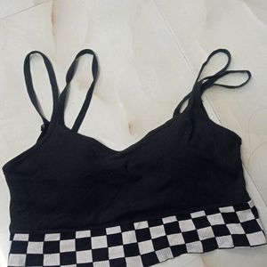 black sport bra