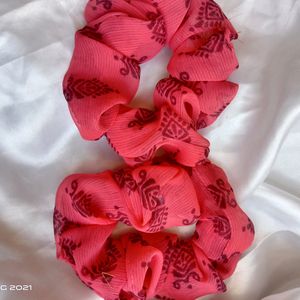 Pack Of 10 Scrunchies....