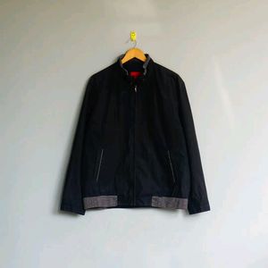 Pull Zherii Jacket