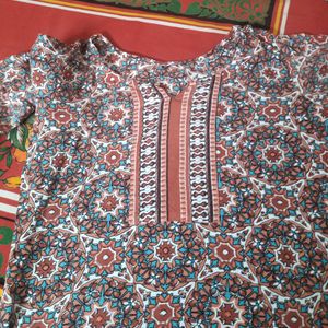 Short kurti