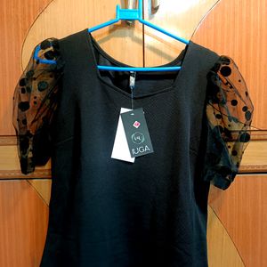 Black Puffed Sleeve Top