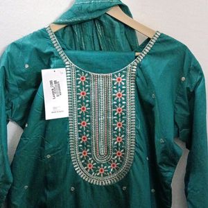 EMBROIDERED PARTY WEAR KURTI SET