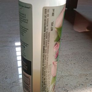 Love Beauty And Planet Shampoo