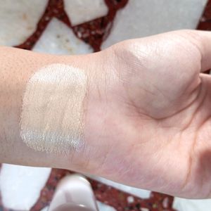 Shimmer Foundation 03 Shade