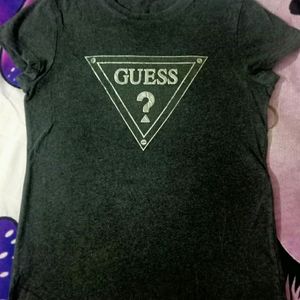 Stylish Tops Guess