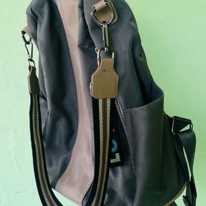 College Bag For Women || New Condtion ||