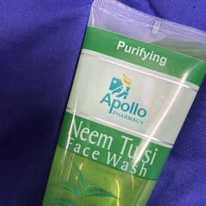 Apollo Been Tulasi Face wash