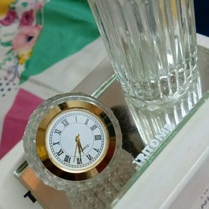 Pen Holder With Small Clock,