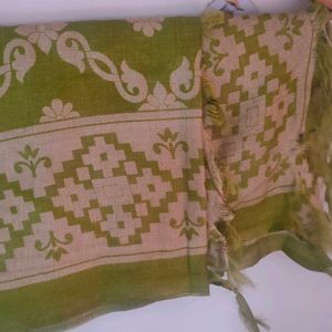 Green Dupatta