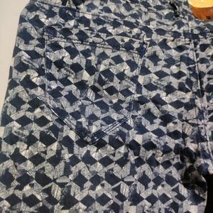 Geometrycal Print Jeans 30 Size