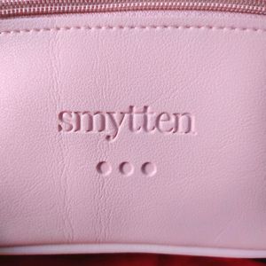 SMYTTEN BOW BAG