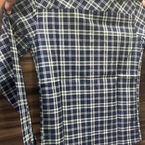 Price Dropped Green Check Shirt For Men