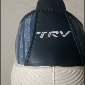 TRV Casual shoes