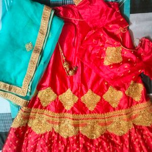 Beautiful Pink Shade Lehnga With Sea Green Dupatta